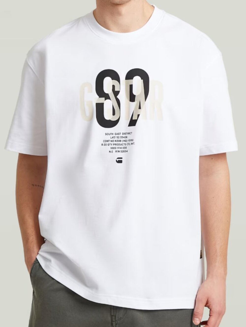 G-Star graphic short-sleeve tee in a men's size 2XLT